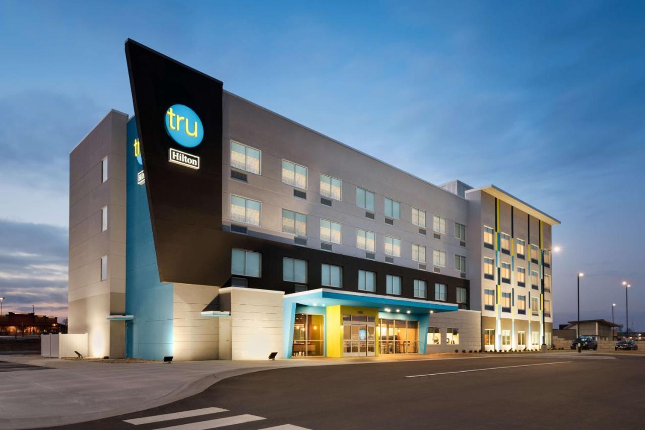 Tru By Hilton Cedar Rapids Westdale Hotel Екстериор снимка