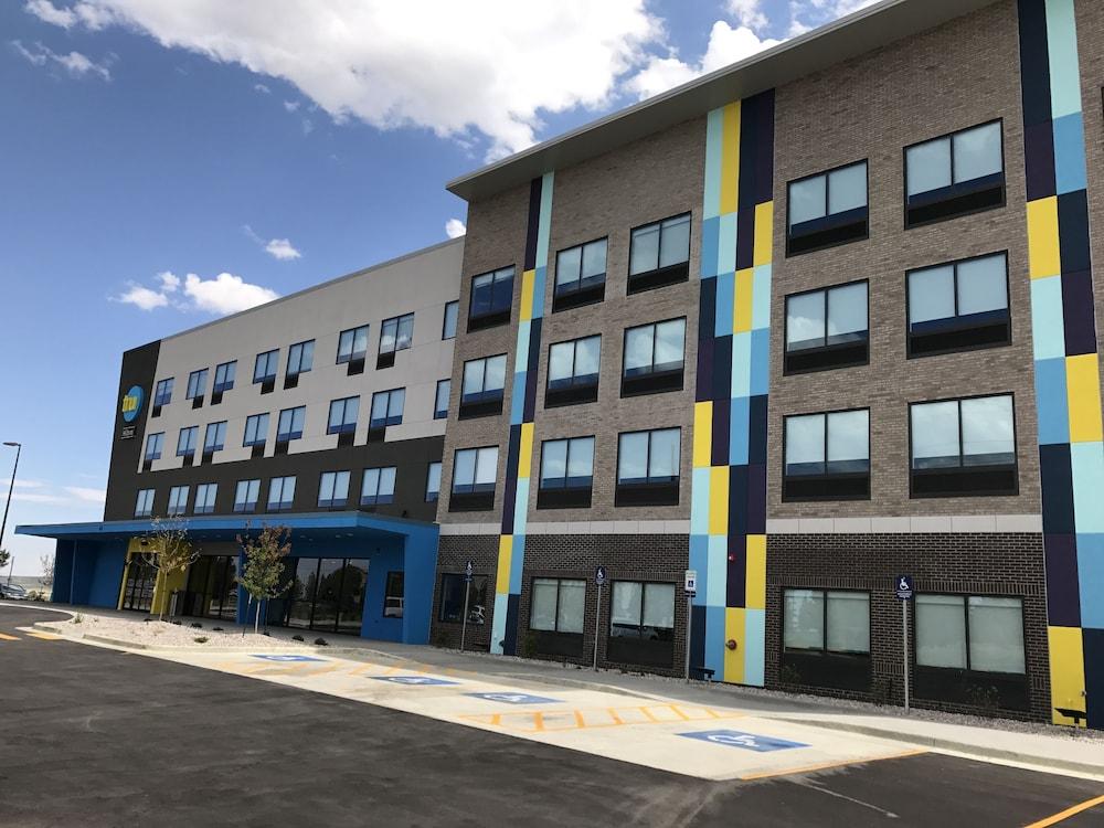 Tru By Hilton Cedar Rapids Westdale Hotel Екстериор снимка