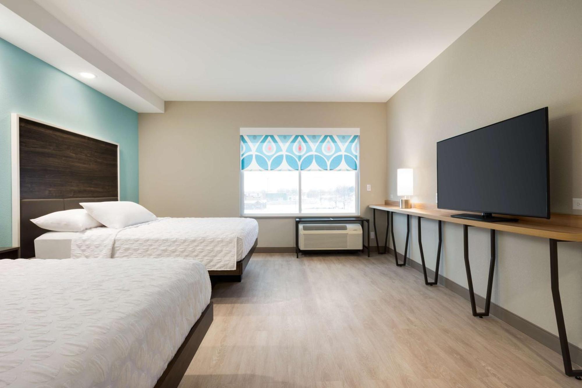 Tru By Hilton Cedar Rapids Westdale Hotel Екстериор снимка