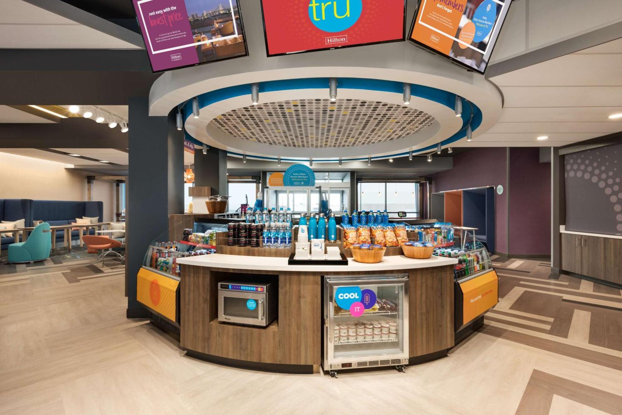 Tru By Hilton Cedar Rapids Westdale Hotel Екстериор снимка
