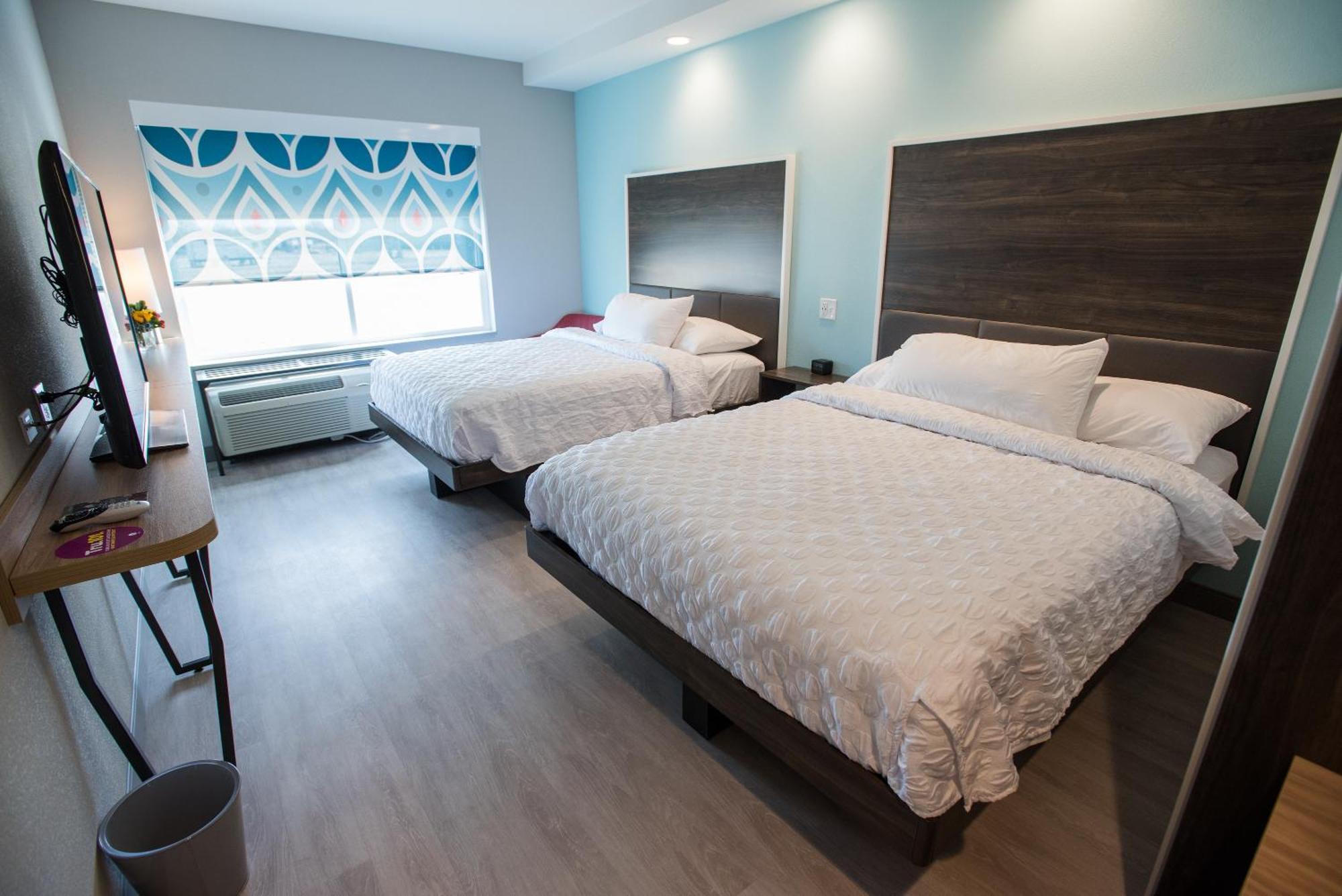 Tru By Hilton Cedar Rapids Westdale Hotel Екстериор снимка